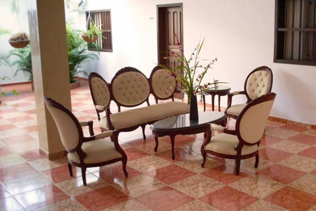 Hotel Las Nieves Giron Luaran gambar