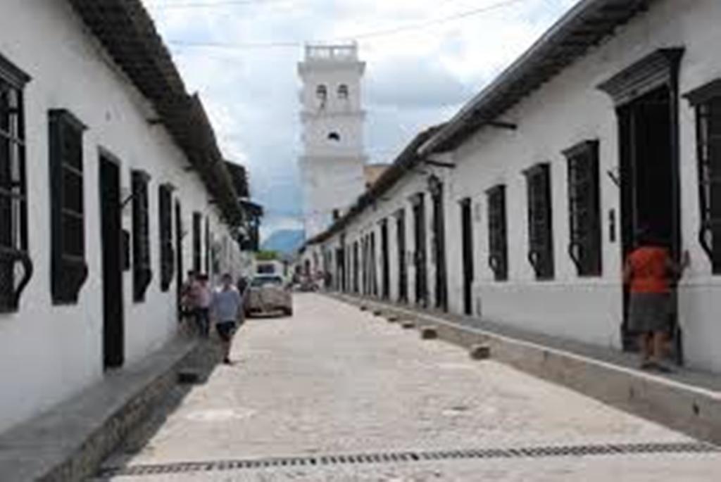 Hotel Las Nieves Giron Luaran gambar