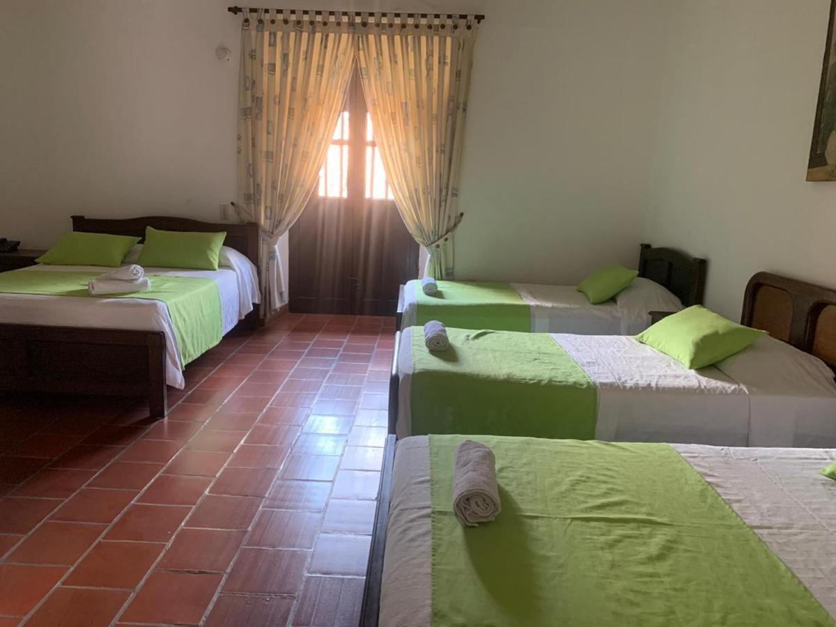 Hotel Las Nieves Giron Luaran gambar